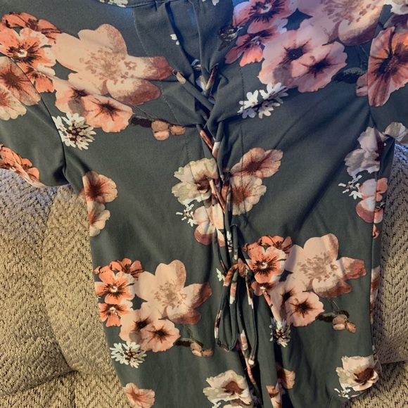 Blouse - Picture 2 of 2